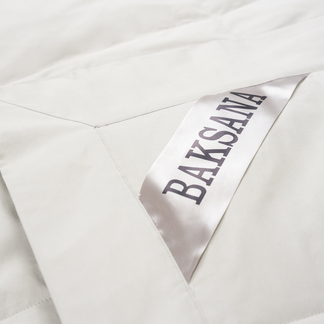 Baksana | Luxury Espresso Blanket | Alabaster image 2
